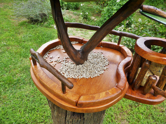 Vogelfutterhaus mit grünem Dach und Meisenknödelhalter - BalkanwoodDesign Handmade