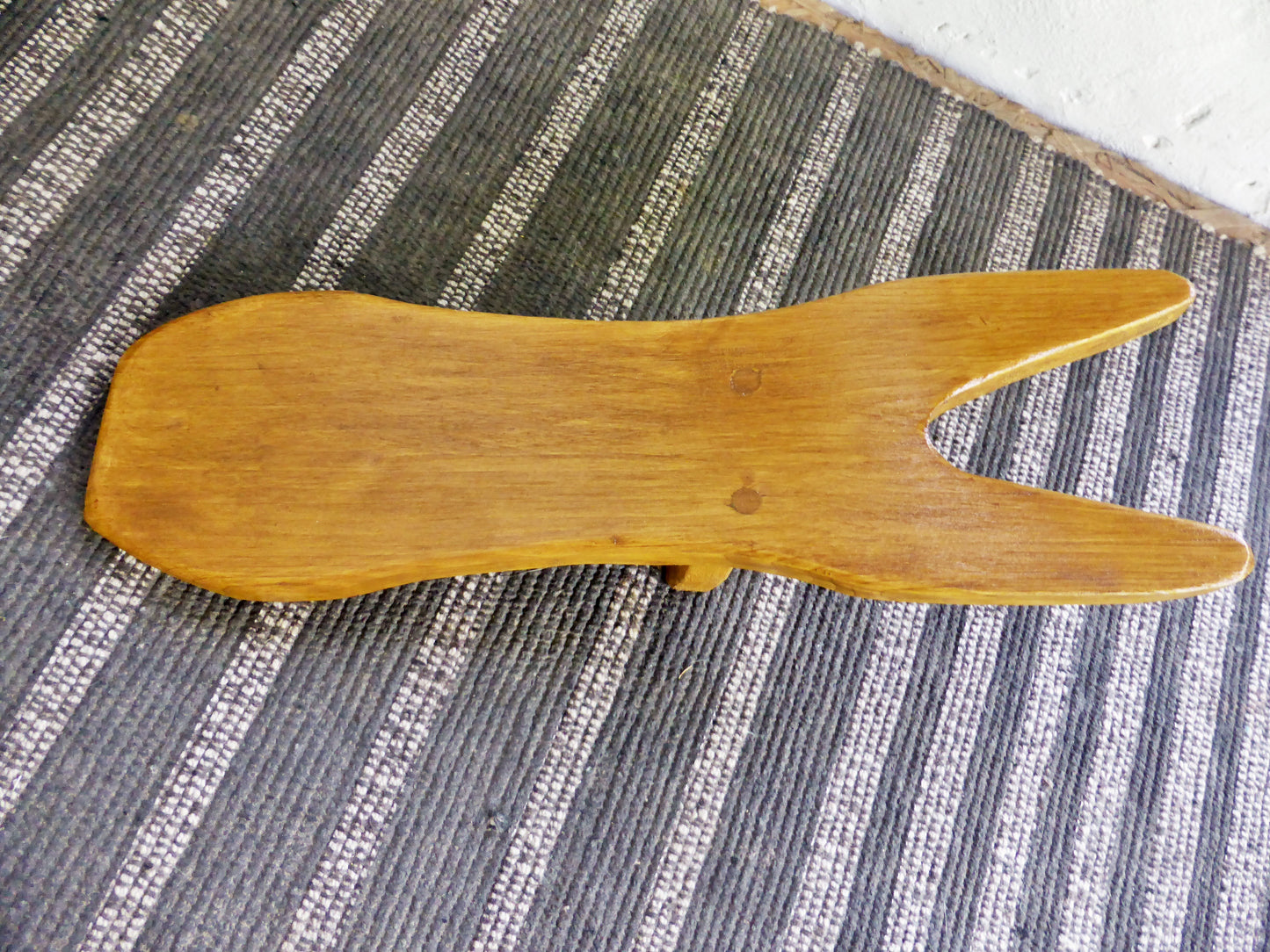 Stiefelknecht aus altem Nadelholz Handarbeit - BalkanwoodDesign Handmade