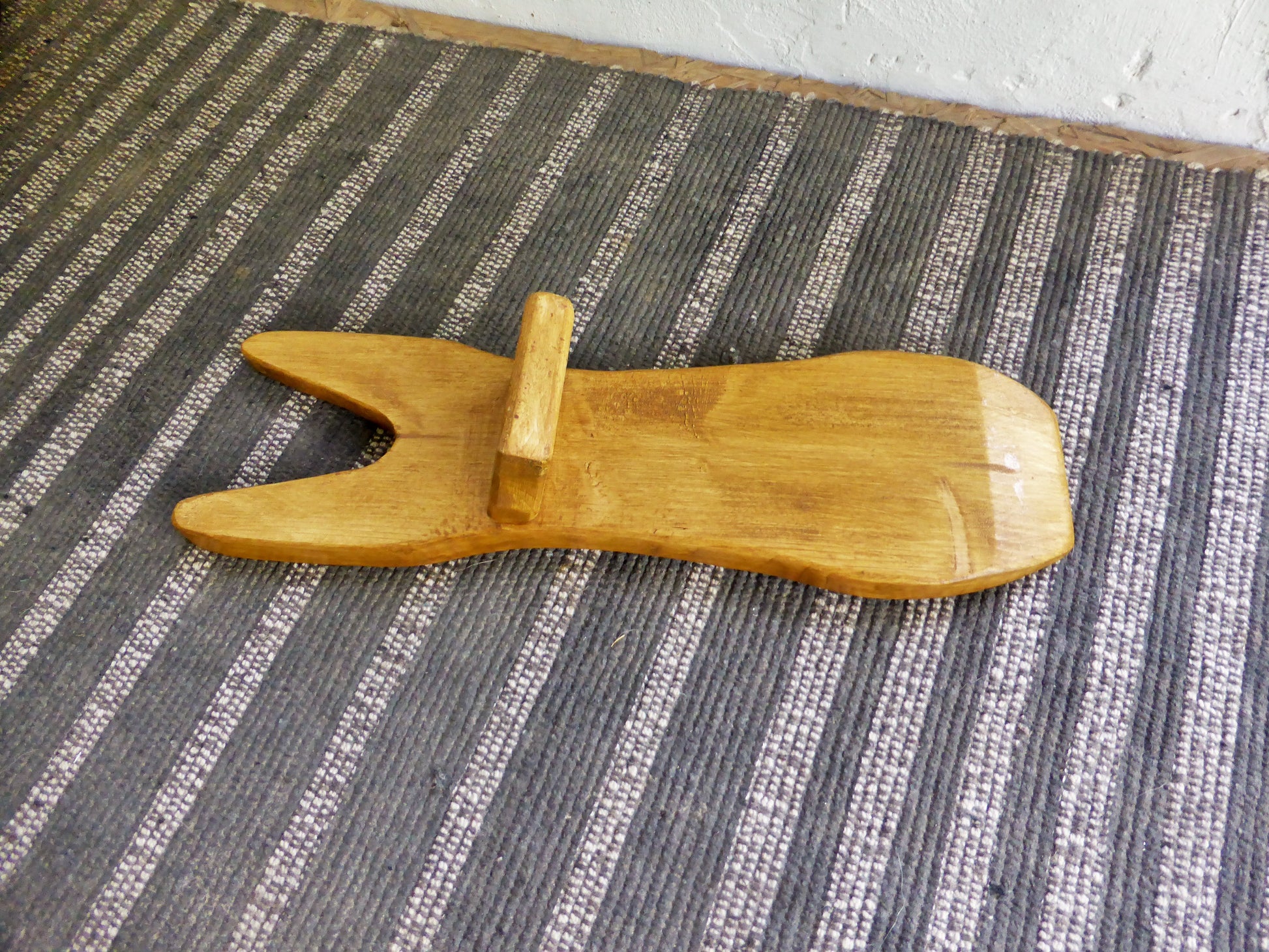 Stiefelknecht aus altem Nadelholz  Handarbeit - BalkanwoodDesign Handmade