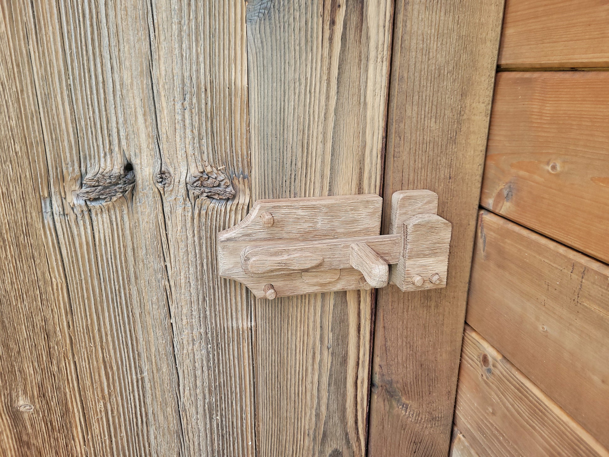 Türriegel zum klappen aus altem Eichen-Holz - BalkanwoodDesign Handmade