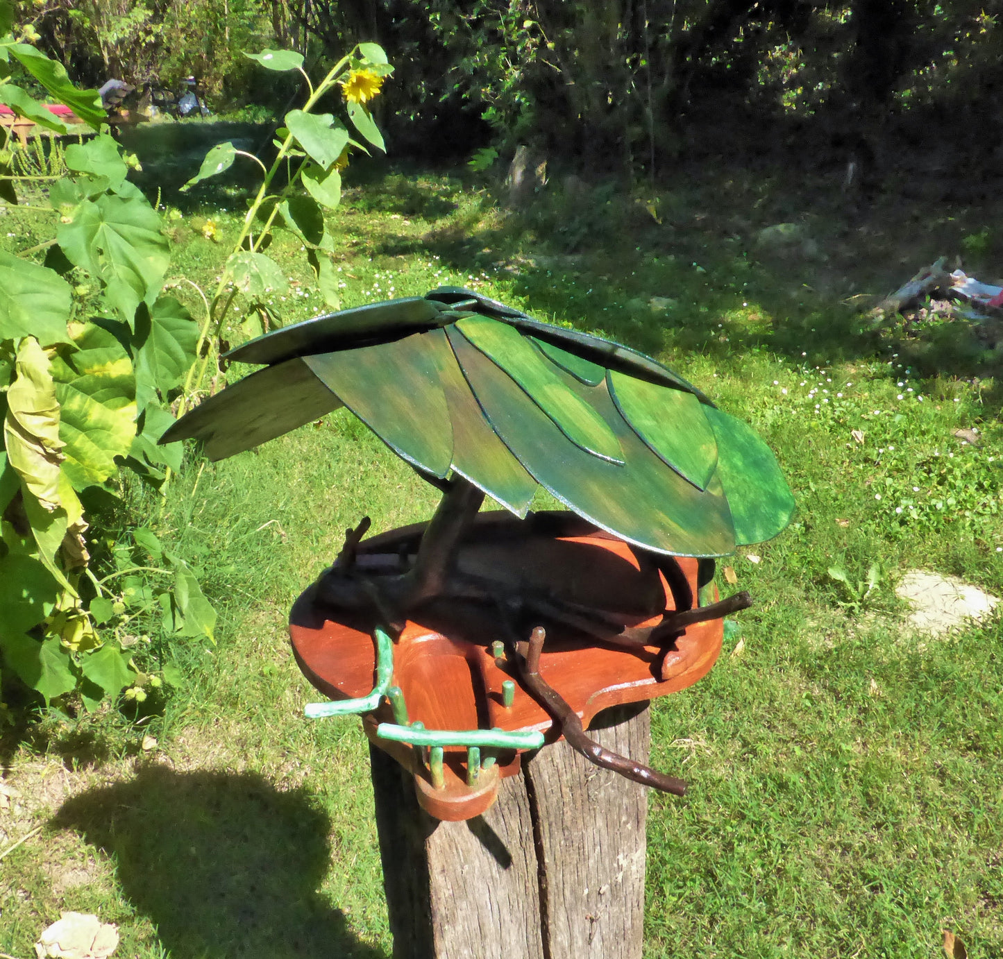 Vogelfutterhaus mit grünem Dach und Meisenknödelhalter - BalkanwoodDesign Handmade