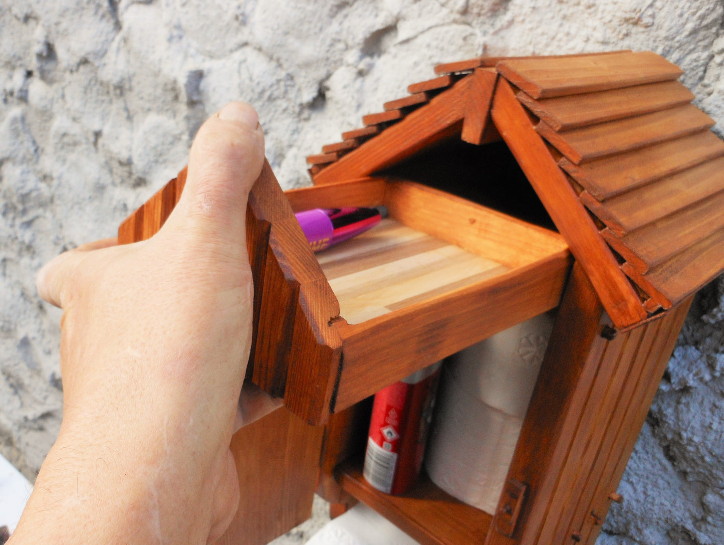 Toilettenpapierspender Klohaus toilet paper dispenser - BalkanwoodDesign Handmade