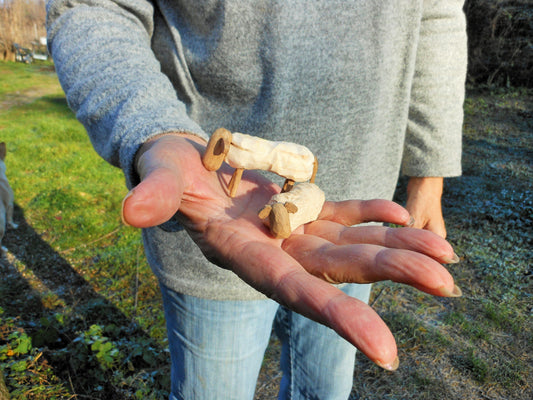 Schafe - Handarbeit  Schafe aus verschiedenen alten Hölzern   2 sheep handmade sheep from different old woods - BalkanwoodDesign Handmade