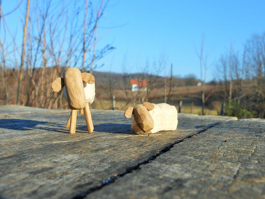 Schafe - Handarbeit  Schafe aus verschiedenen alten Hölzern   2 sheep handmade sheep from different old woods - BalkanwoodDesign Handmade