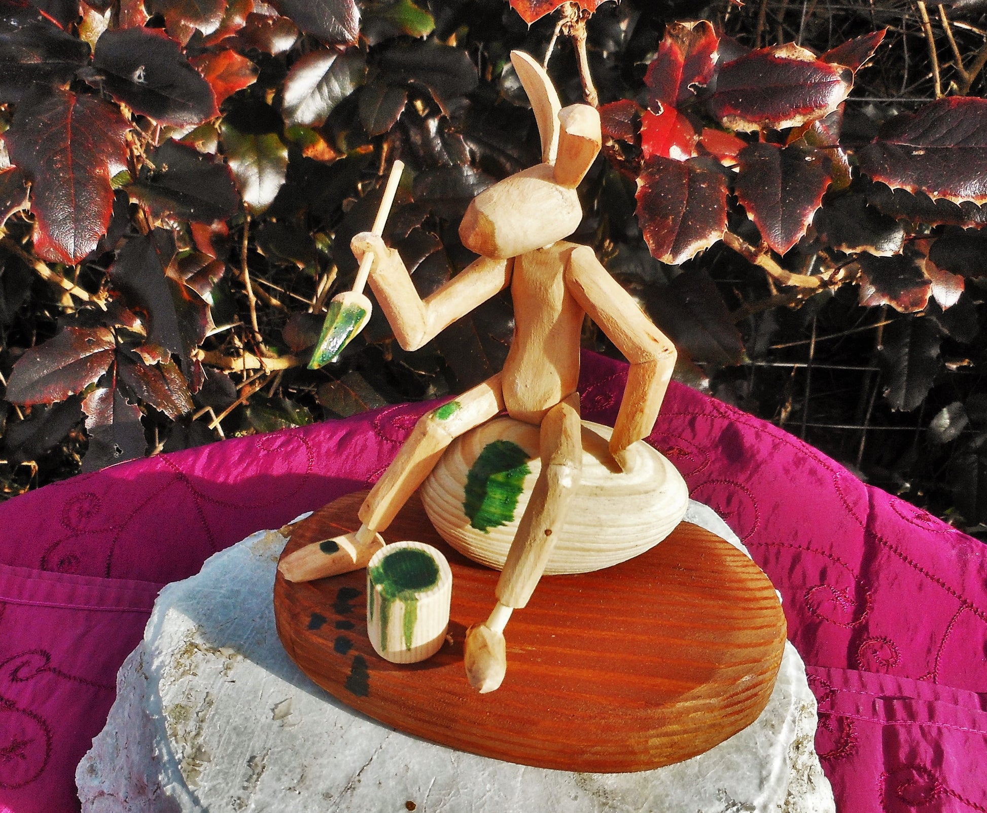 Ostern Osterhase malender Hase  Osterei Osterdeko Festagsdeko Easterbunny - BalkanwoodDesign Handmade