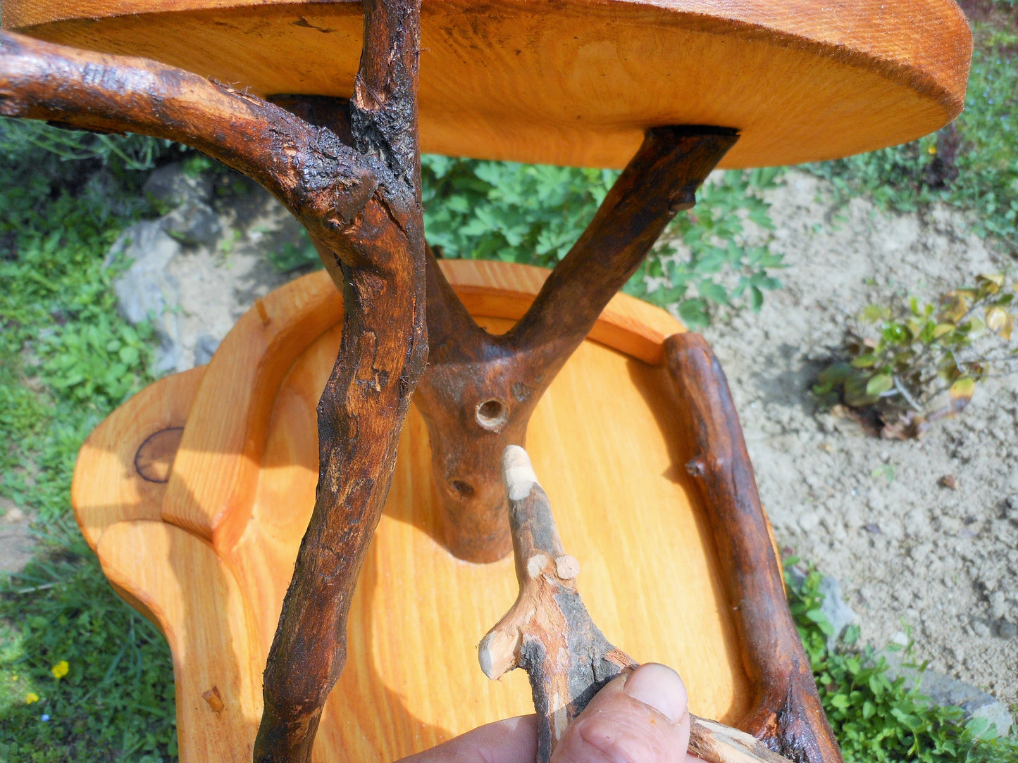 Vogelfutterhaus mit Tränke Vogeltränke Aufwendige Handarbeit Up-cycling-Tränke und uraltes Holz - BalkanwoodDesign Handmade