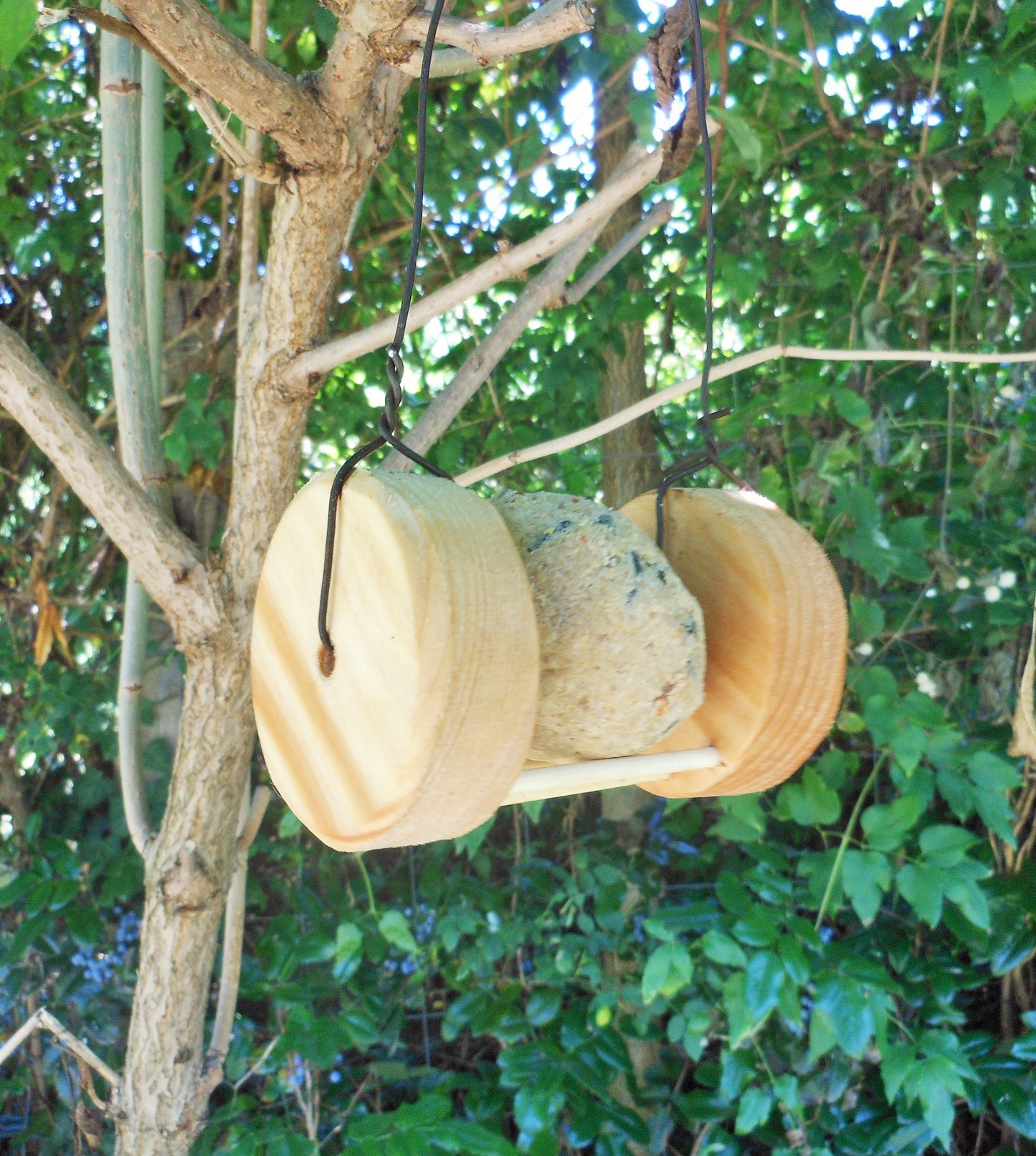 Meisenknödelhalter für Knödel ohne Netz zum aufhängen - BalkanwoodDesign Handmade