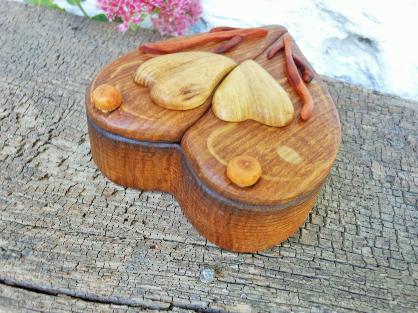 Ringbox Schmuckbox Hochzeitsgeschenk aus uraltem Weinfaß-Eichenholz upcycling - BalkanwoodDesign Handmade