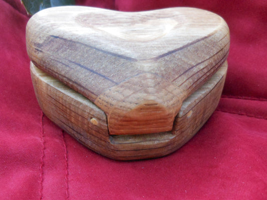 Ringbox  Ringdose Schmuckdose Handarbeit Hochzeit Trauzeuge upcycling - BalkanwoodDesign Handmade
