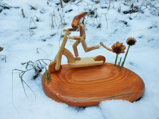 Osterhase auf Roller mit kleiner Schale Osterdeko Konfektschale Easterbunny Scooter - BalkanwoodDesign Handmade