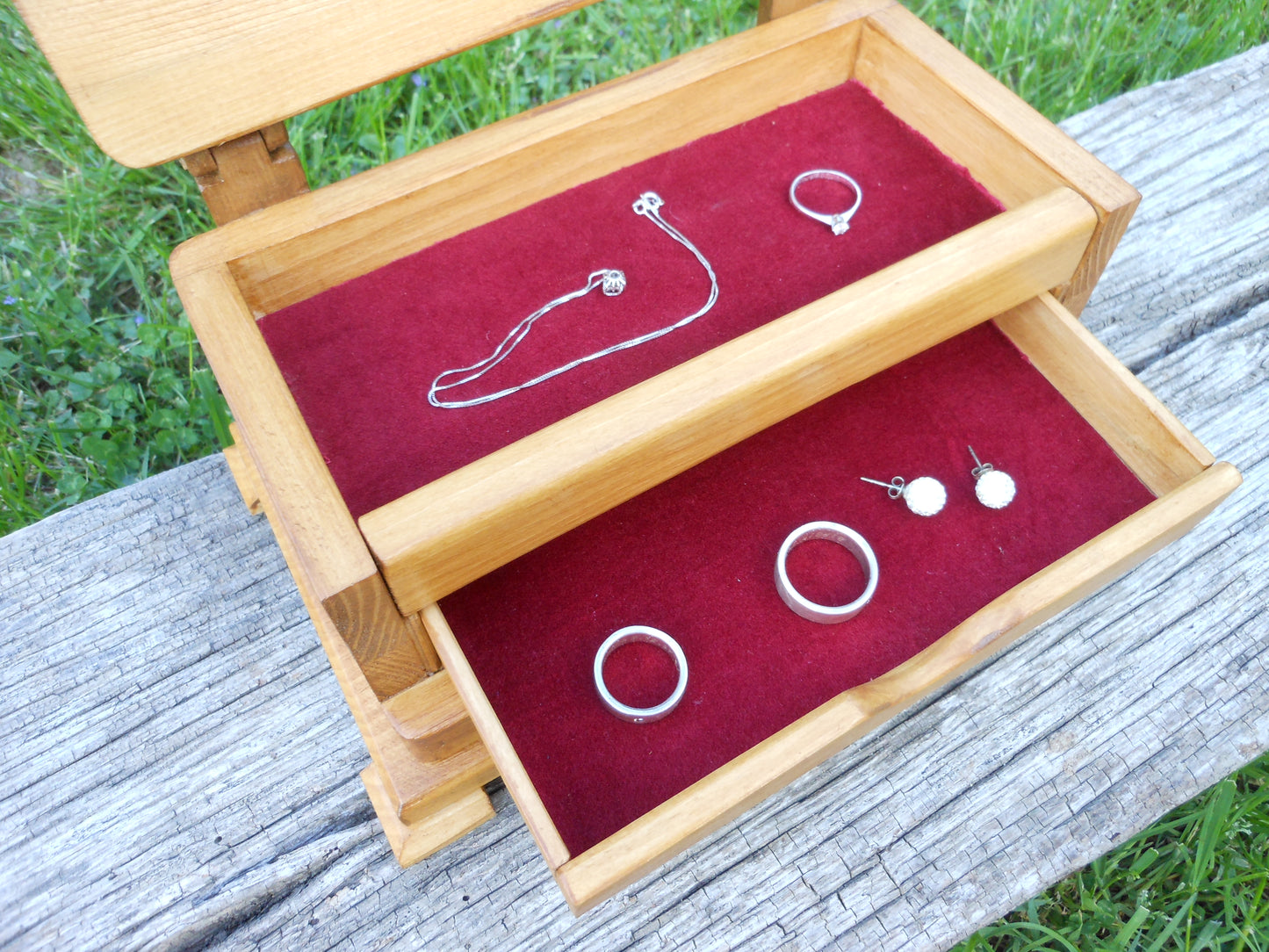 Schmuckschatulle Schmuckbox Schmuckkasten upcycling Handarbeit Ring Kettten jewelry box - BalkanwoodDesign Handmade