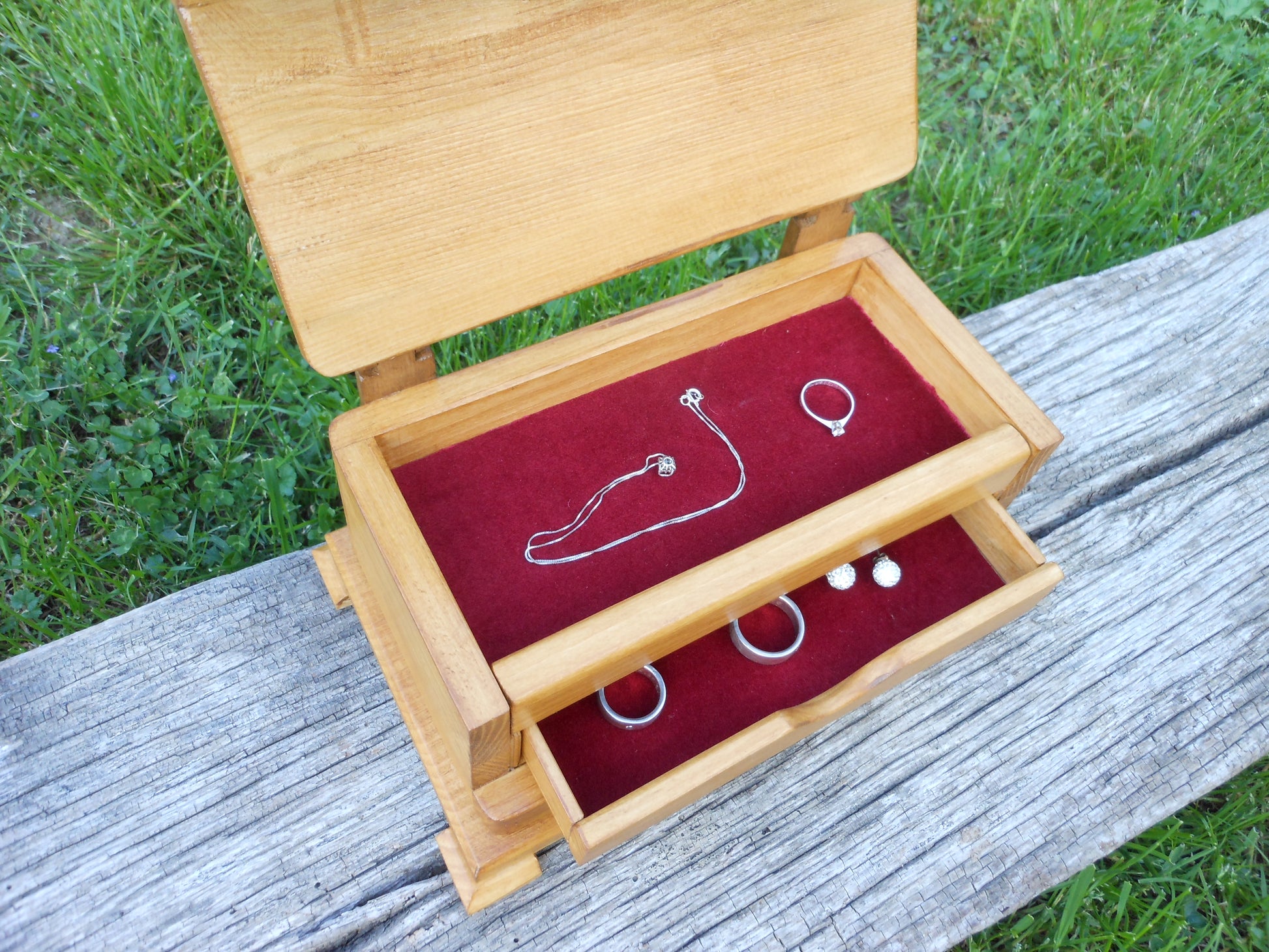 Schmuckschatulle Schmuckbox Schmuckkasten upcycling Handarbeit Ring Kettten  jewelry box - BalkanwoodDesign Handmade