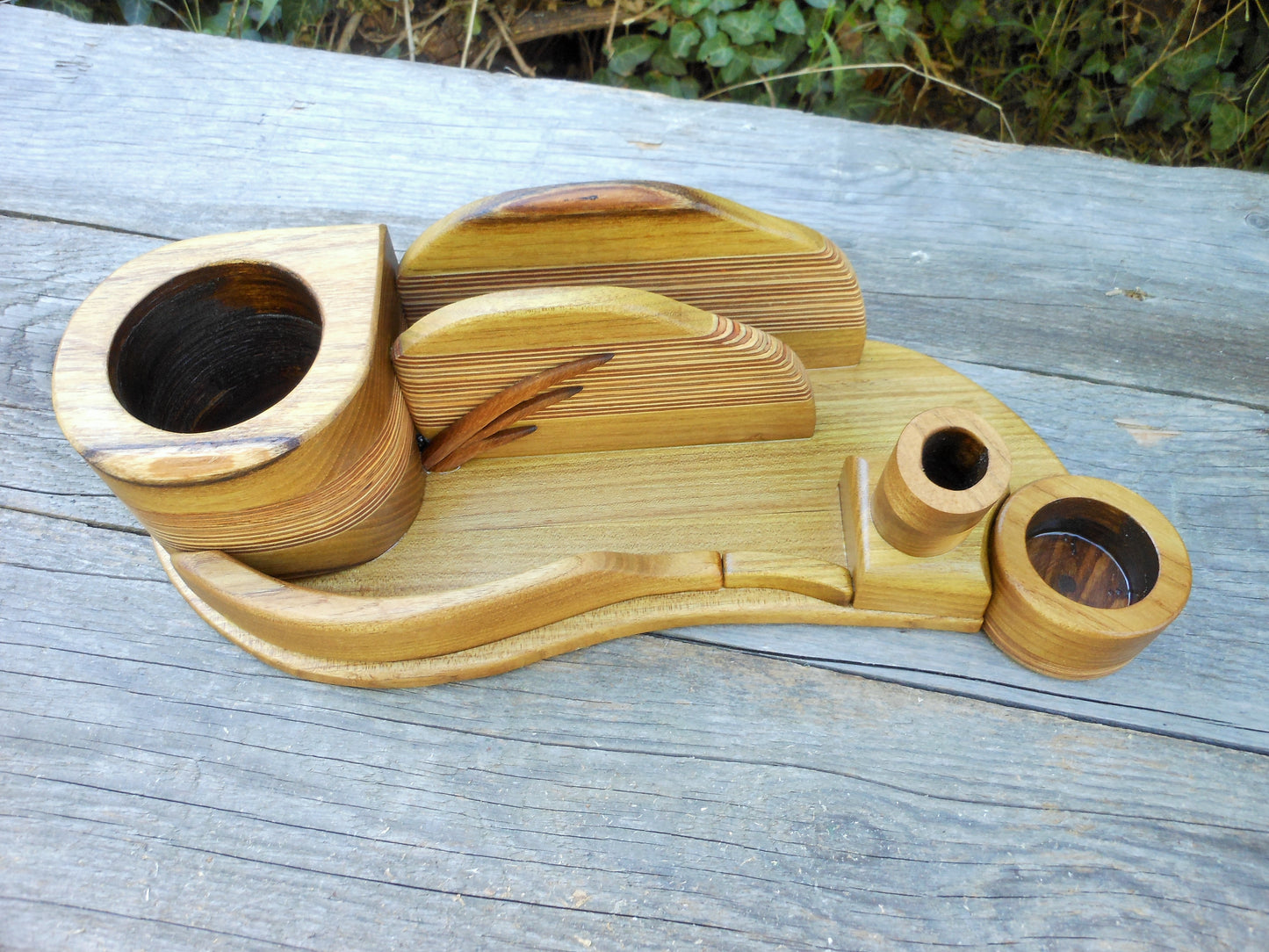 Schreibtisch-Organizer Vintage-Look aus uraltem Holz Organizer für´s anspruchsvolle Büro - BalkanwoodDesign Handmade