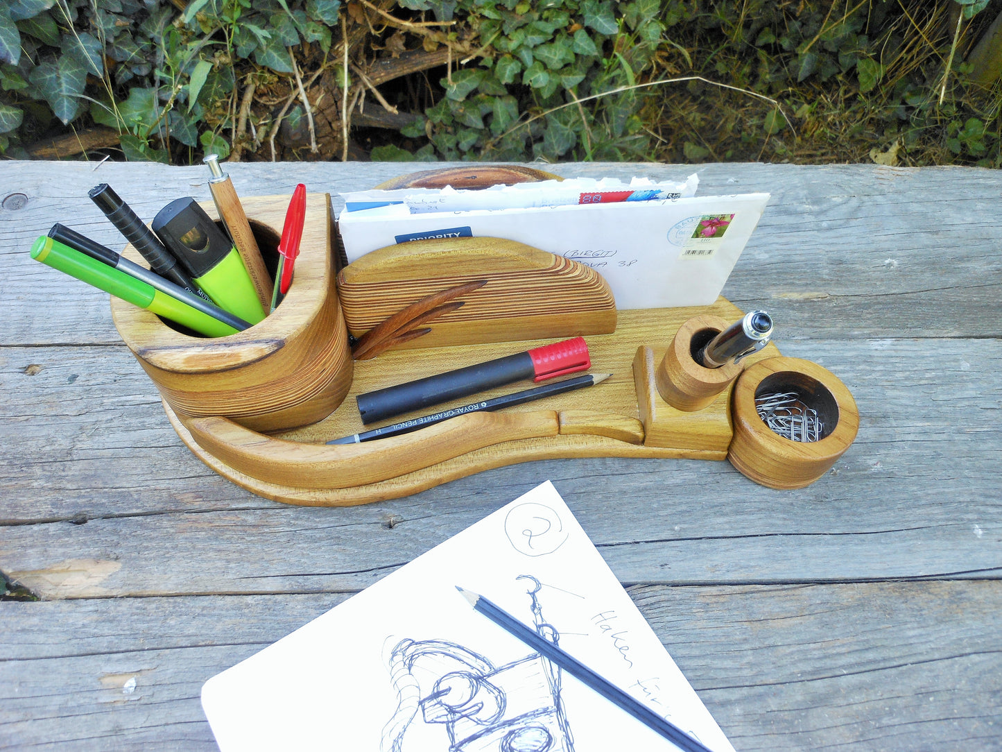 Schreibtisch-Organizer Vintage-Look aus uraltem Holz Organizer für´s anspruchsvolle Büro - BalkanwoodDesign Handmade