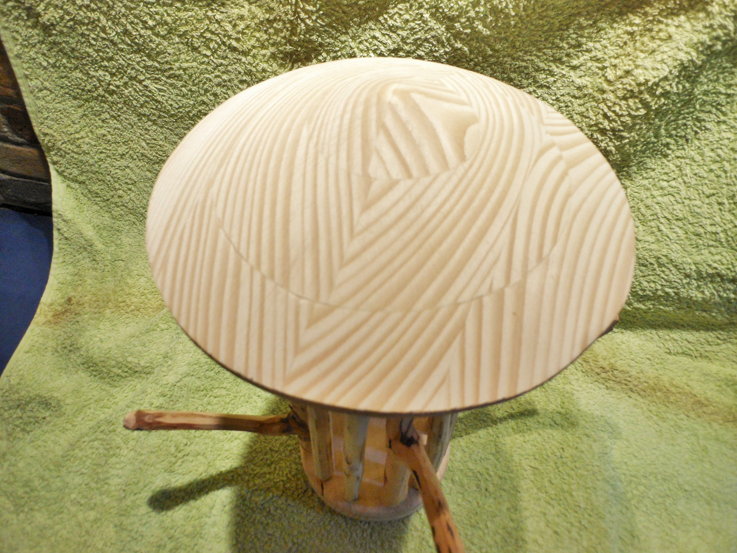 Meisenknödelhalter für Knödel ohne Netz mit Kegeldach Suet ball holder for dumplings without a net with a cone roof - BalkanwoodDesign Handmade