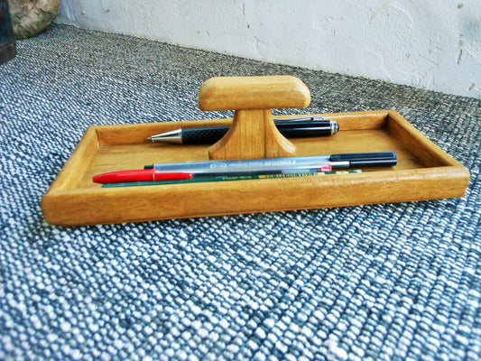 Stiftablage mit praktischem Tragegriff.  Pen tray with practical carrying handle. - BalkanwoodDesign Handmade