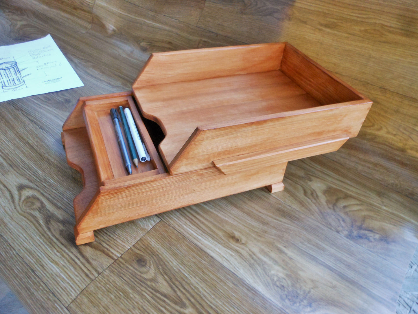 Schreibtischablagen mit Siftablage für A4-Format aus altem Nadelholz Desk shelves with pen tray for A4 format from old coniferous wood - BalkanwoodDesign Handmade