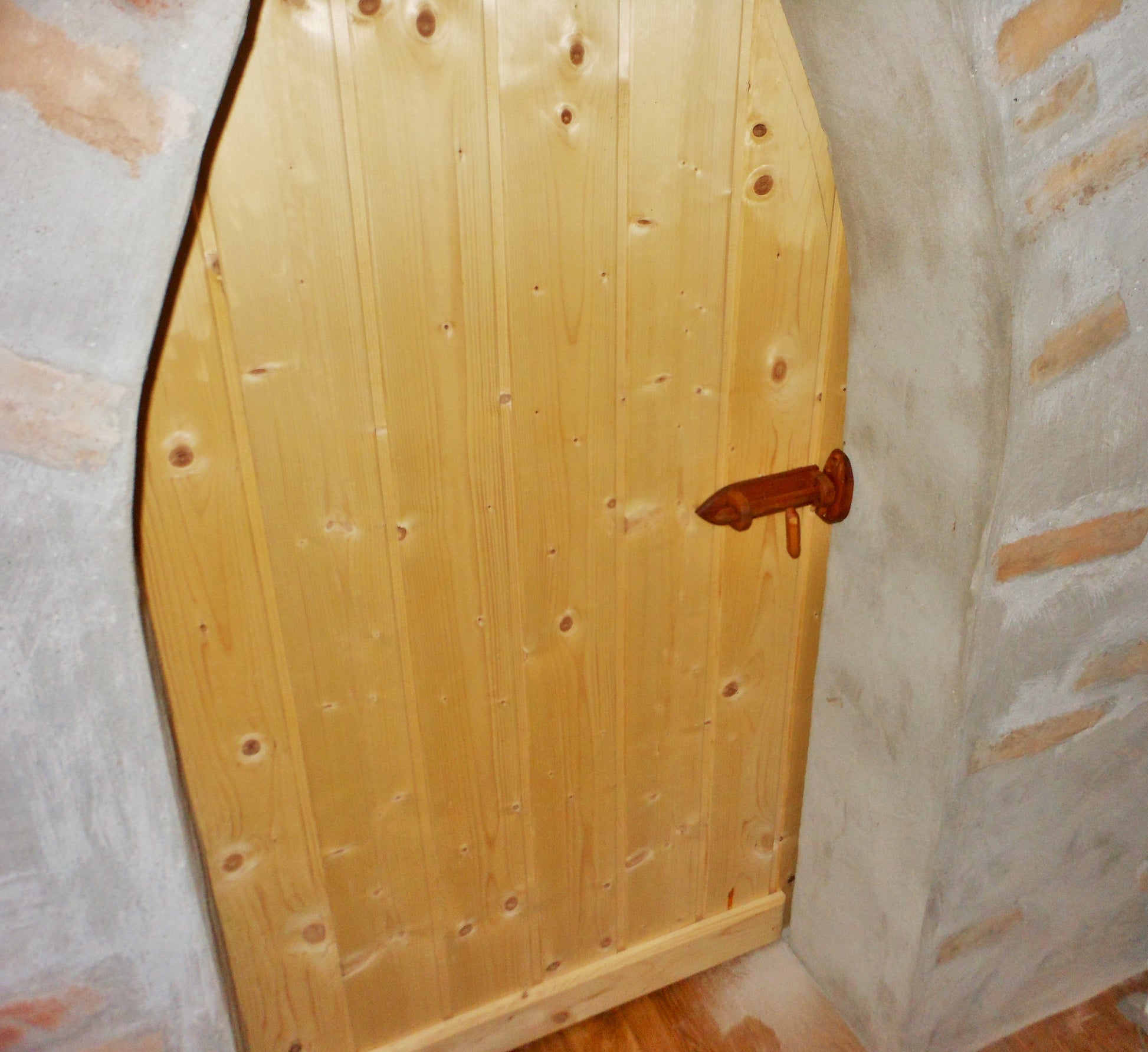 Türriegel aus altem Eichen-Holz Door latch made of old oak wood - BalkanwoodDesign Handmade