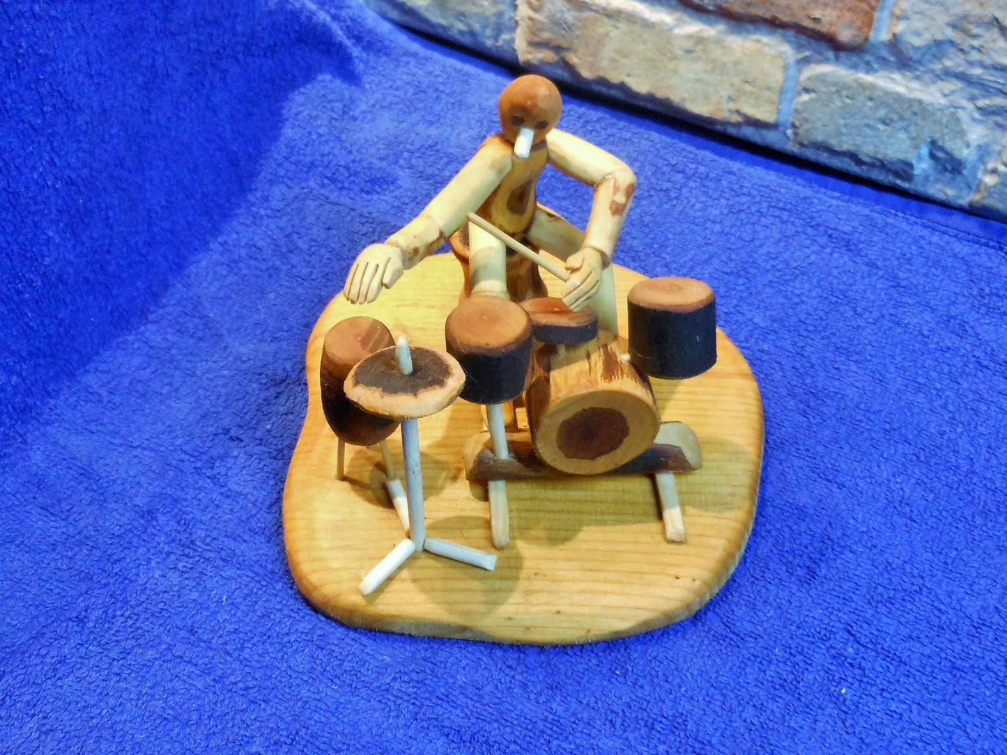 Schlagzeuger Drummer Musiker Holzfigur Handarbeit Naturäste - BalkanwoodDesign Handmade