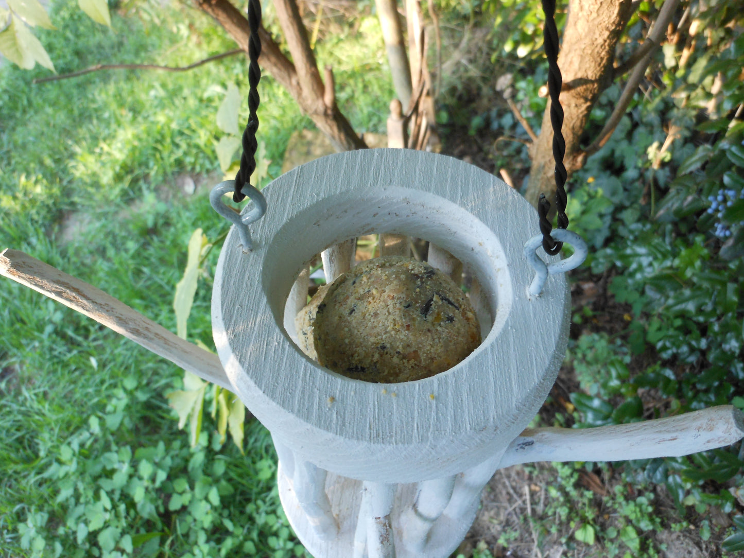 Meisenknödelhalter für Knödel ohne Netz Vogelfutter Vogelfutterplatz Birdfeeder - BalkanwoodDesign Handmade