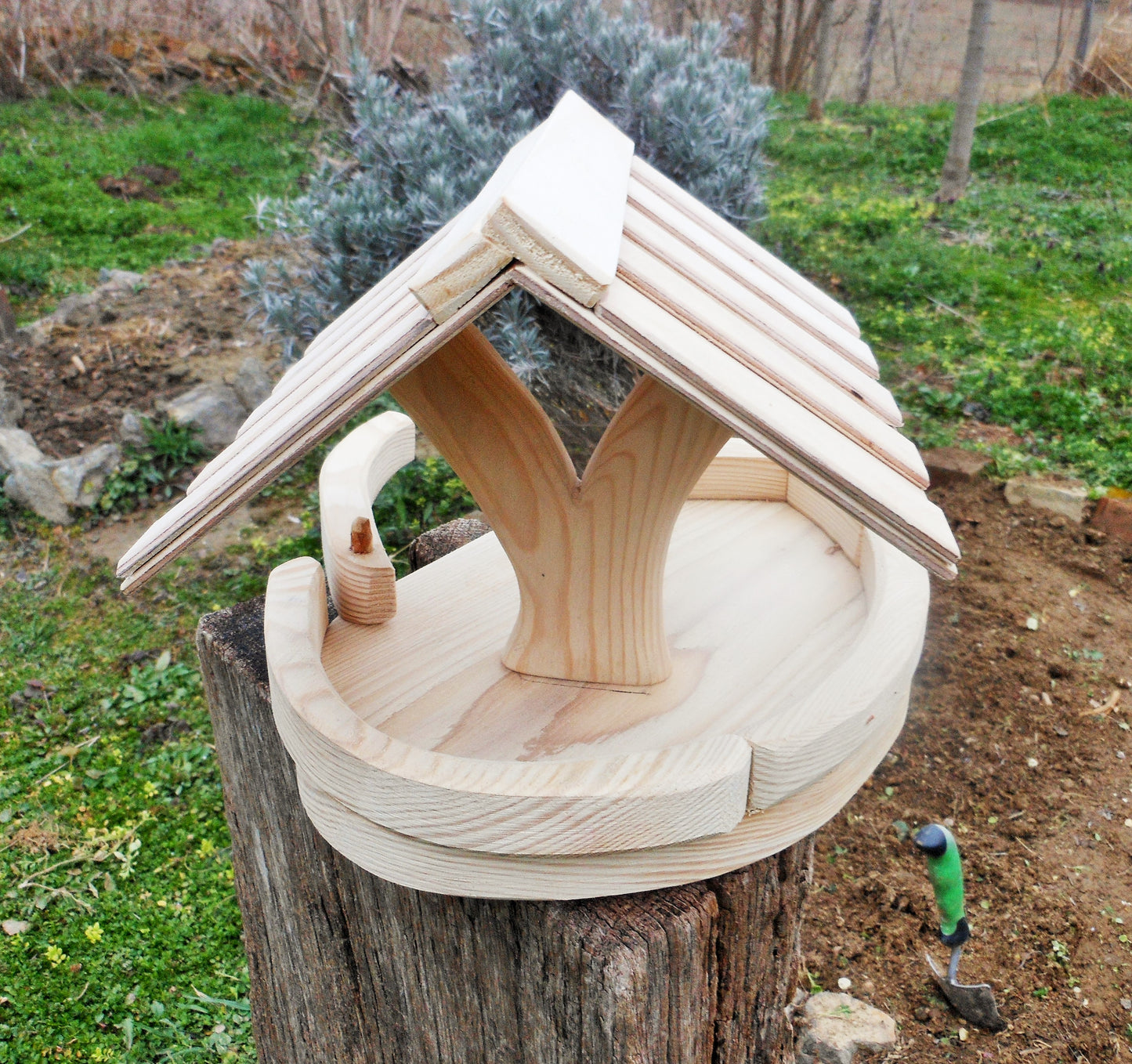 Vogelfutterhaus klein Handarbeit unbehandeltes Altes Nadelholz zum Selbstbemalen - BalkanwoodDesign Handmade