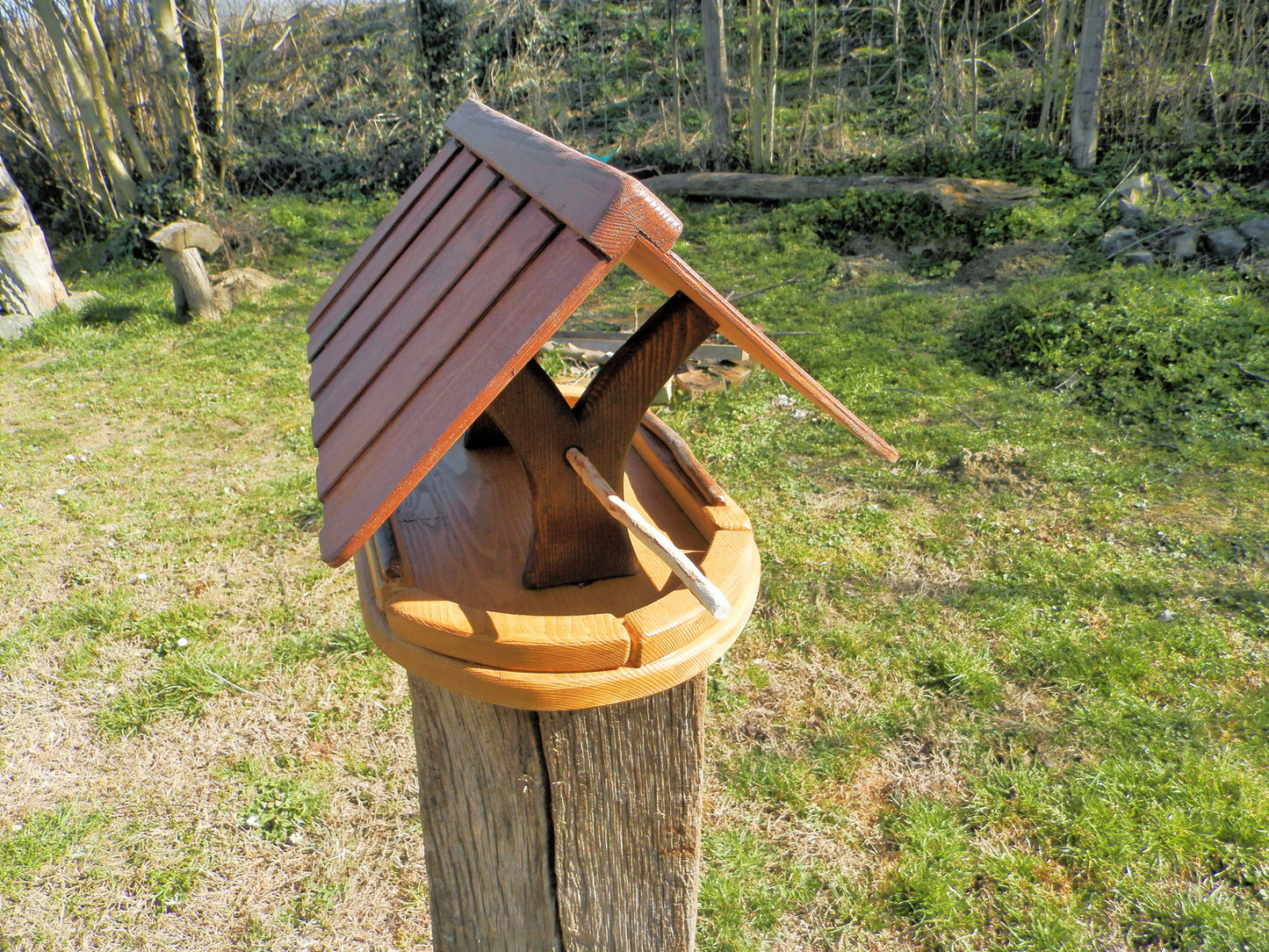 Vogelfutterhaus groß mit Upcycling Tränke reine Handarbeit Gartenvögel - BalkanwoodDesign Handmade