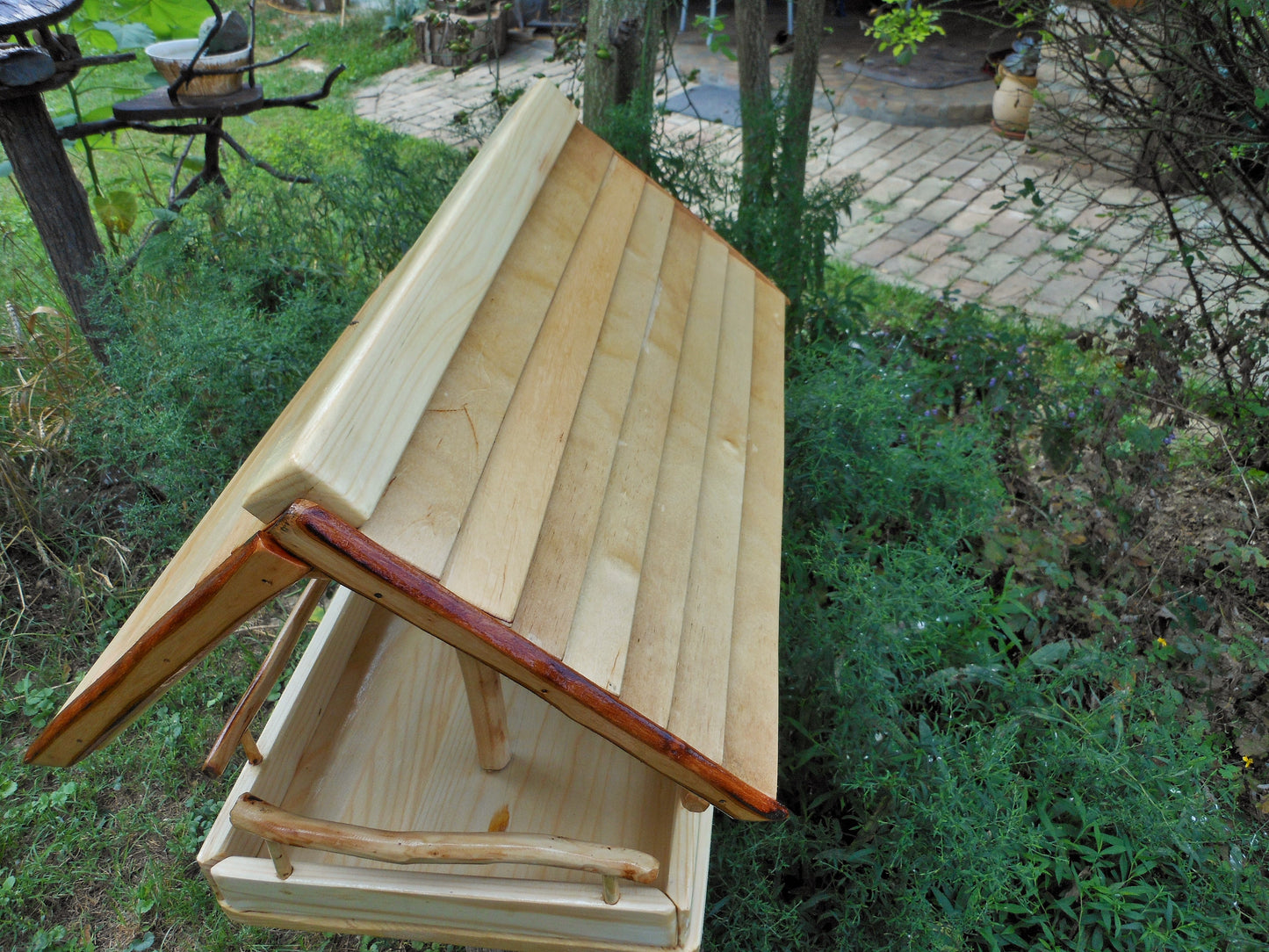 Vogelfutterhaus groß Vogelhäuschen Vogelfutterstation Handarbeit Umweltfreundlich - BalkanwoodDesign Handmade