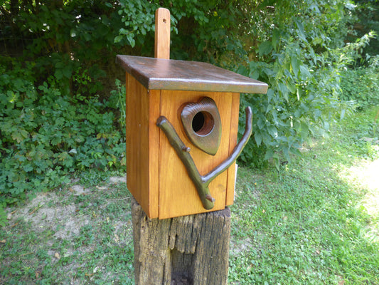 Vogelnistkasten Nistkasten für Stare und Kleiber Handarbeit Altholz Upcycling - BalkanwoodDesign Handmade