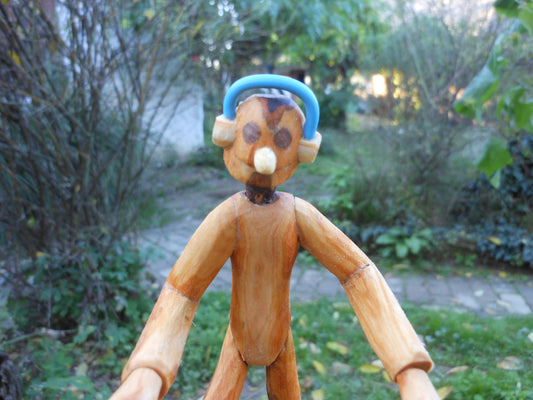DJ - Figur aus Naturästen und Ucycling Handarbeit - Holz Dekofigur nicht nur Musikfreaks - BalkanwoodDesign Handmade