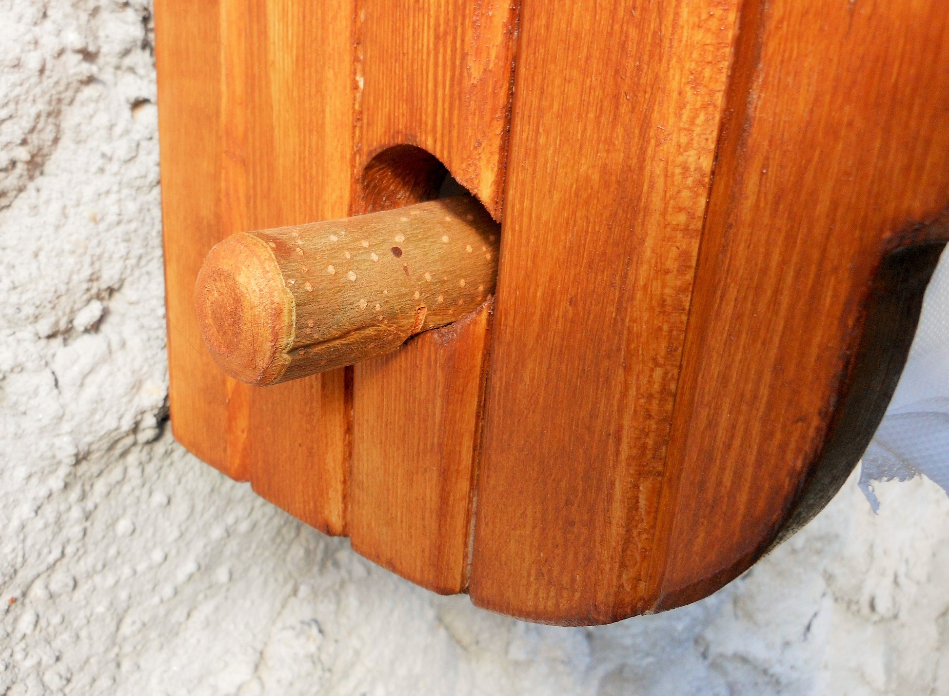 Toilettenpapierspender Klohaus  toilet paper dispenser - BalkanwoodDesign Handmade
