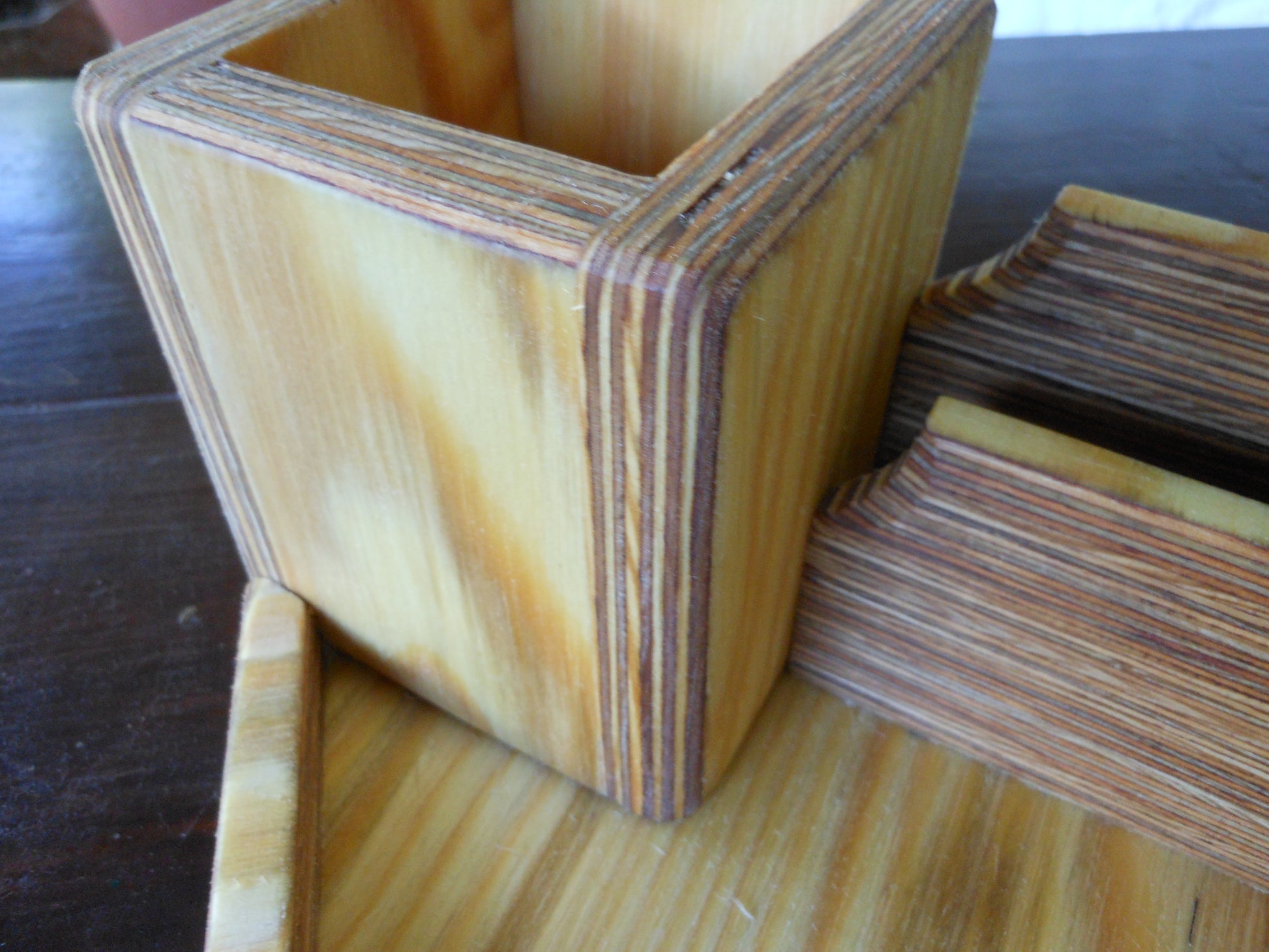 Schreibtisch-Organizer Upcycling aus Sperrholz Organizer für´s stylische Büro Handarbeit Nachhaltig - BalkanwoodDesign Handmade