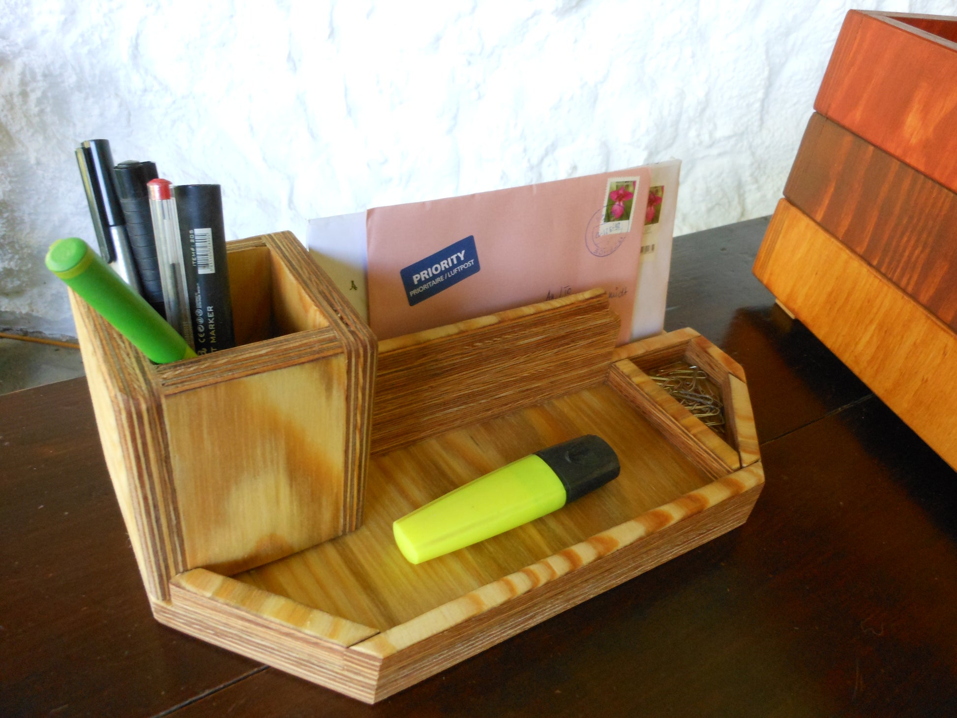 Schreibtisch-Organizer Upcycling aus Sperrholz Organizer für´s stylische Büro Handarbeit Nachhaltig - BalkanwoodDesign Handmade