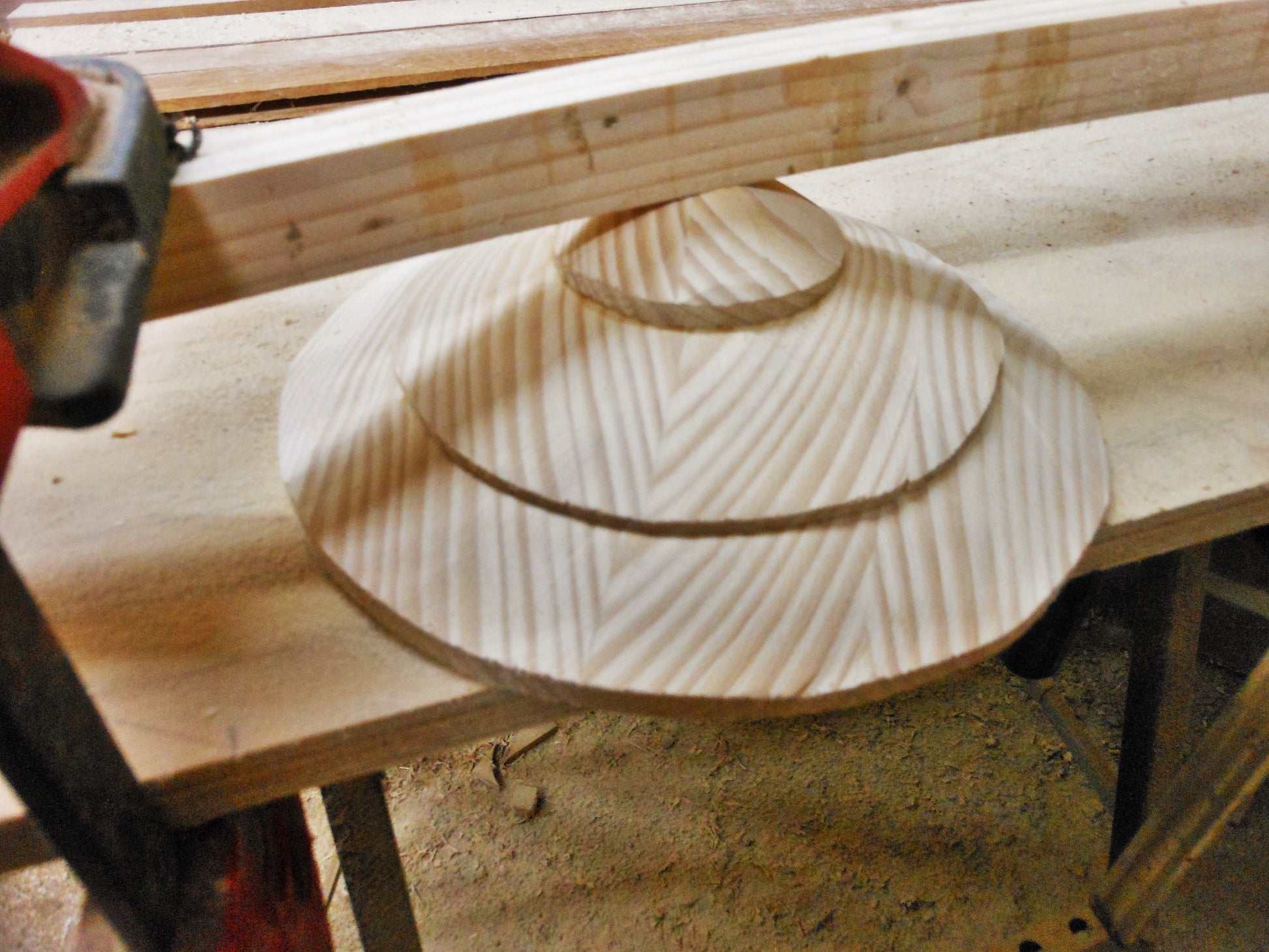 Meisenknödelhalter für Knödel ohne Netz mit Kegeldach  Suet ball holder for dumplings without a net with a cone roof - BalkanwoodDesign Handmade