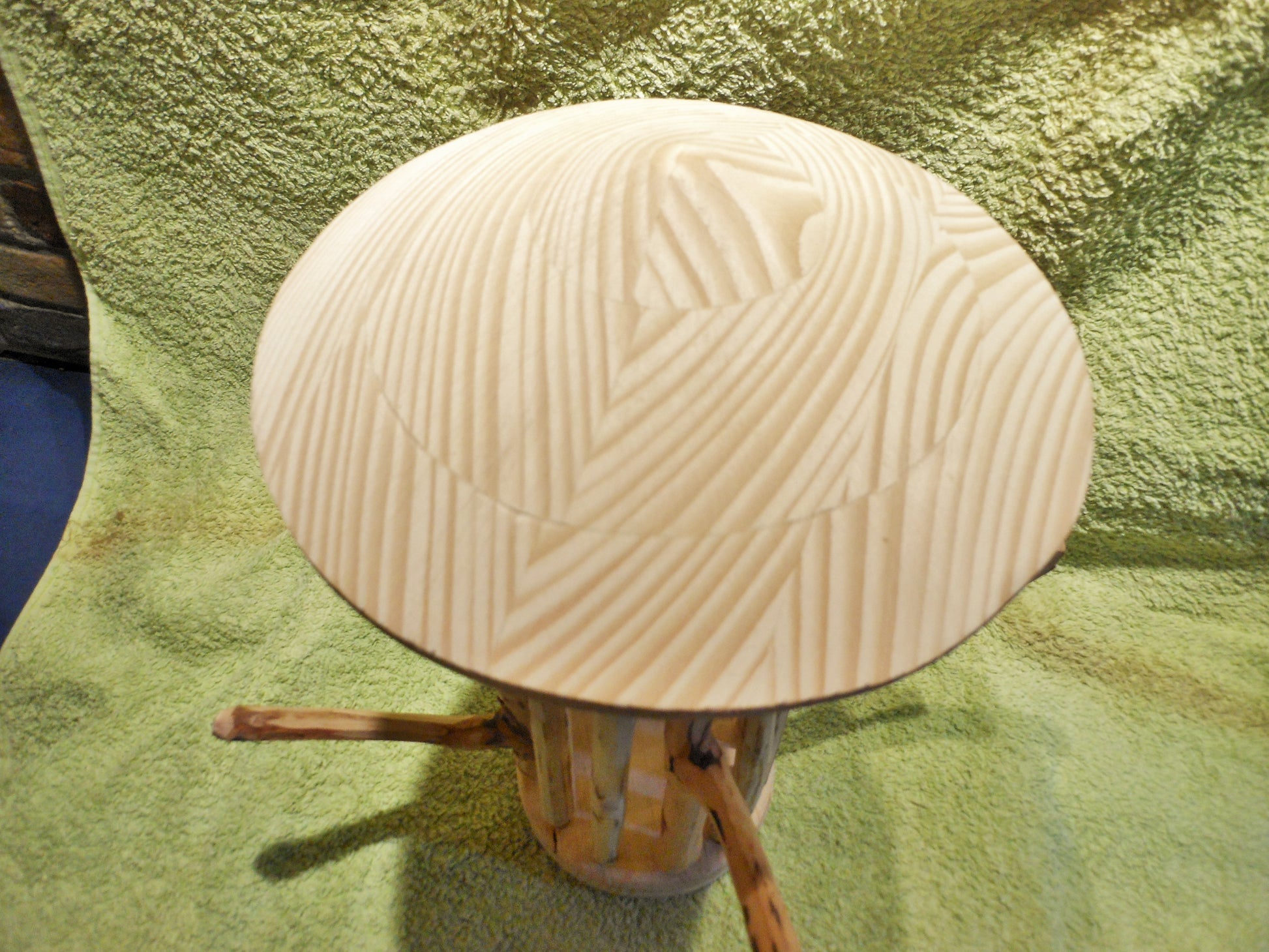 Meisenknödelhalter für Knödel ohne Netz mit Kegeldach  Suet ball holder for dumplings without a net with a cone roof - BalkanwoodDesign Handmade