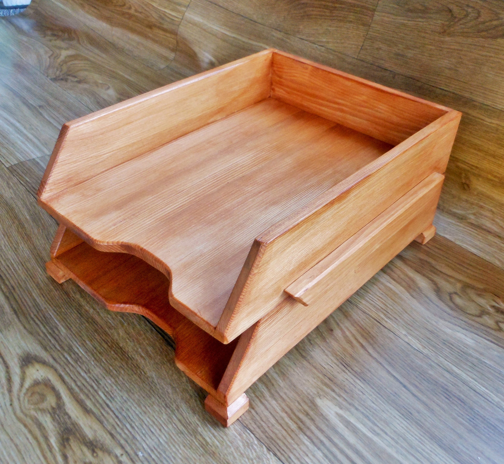 Schreibtischablagen mit Siftablage für A4-Format aus altem Nadelholz  Desk shelves with pen tray for A4 format from old coniferous wood - BalkanwoodDesign Handmade