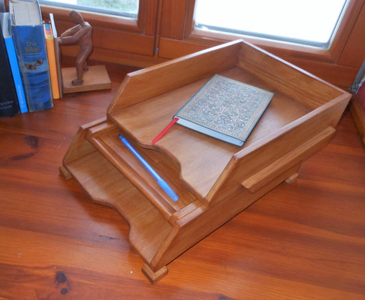 Schreibtischablagen mit Siftablage für A4-Format aus altem Nadelholz  Desk shelves with pen tray for A4 format from old coniferous wood - BalkanwoodDesign Handmade