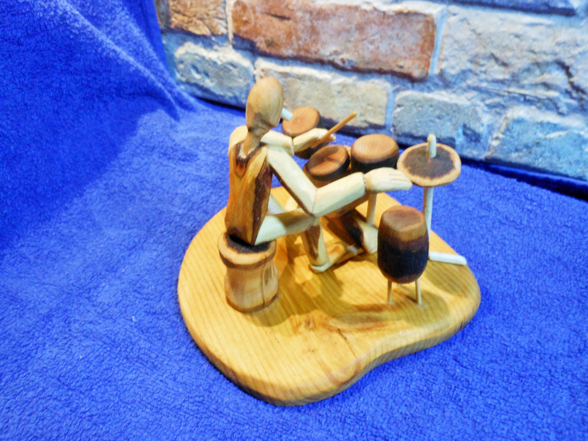 Schlagzeuger Drummer Musiker Holzfigur Handarbeit Naturäste - BalkanwoodDesign Handmade