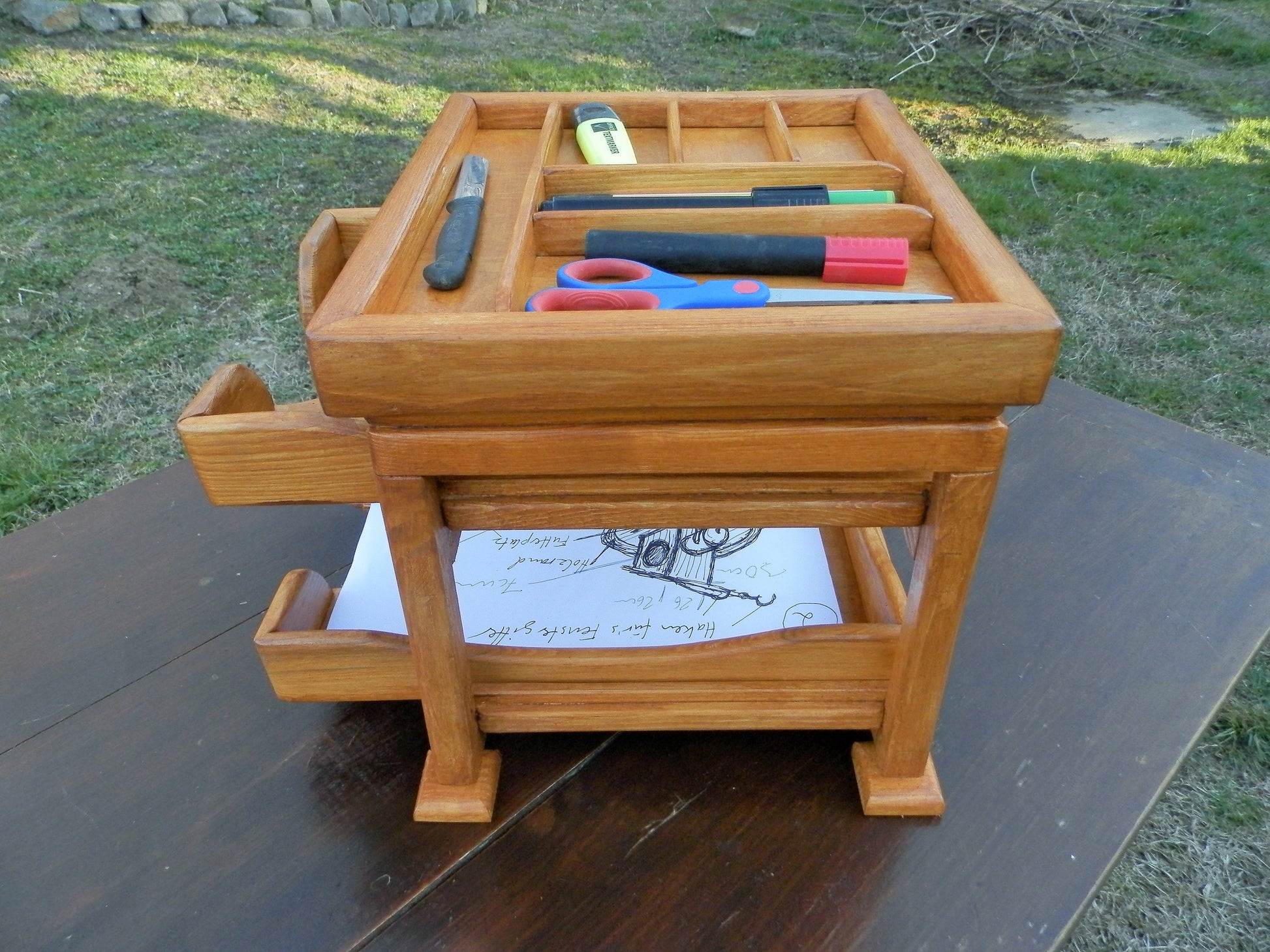 Schreibtisch-Organizer  Ihr Ordnungshelfer für Schreibtisch und Büro - BalkanwoodDesign Handmade
