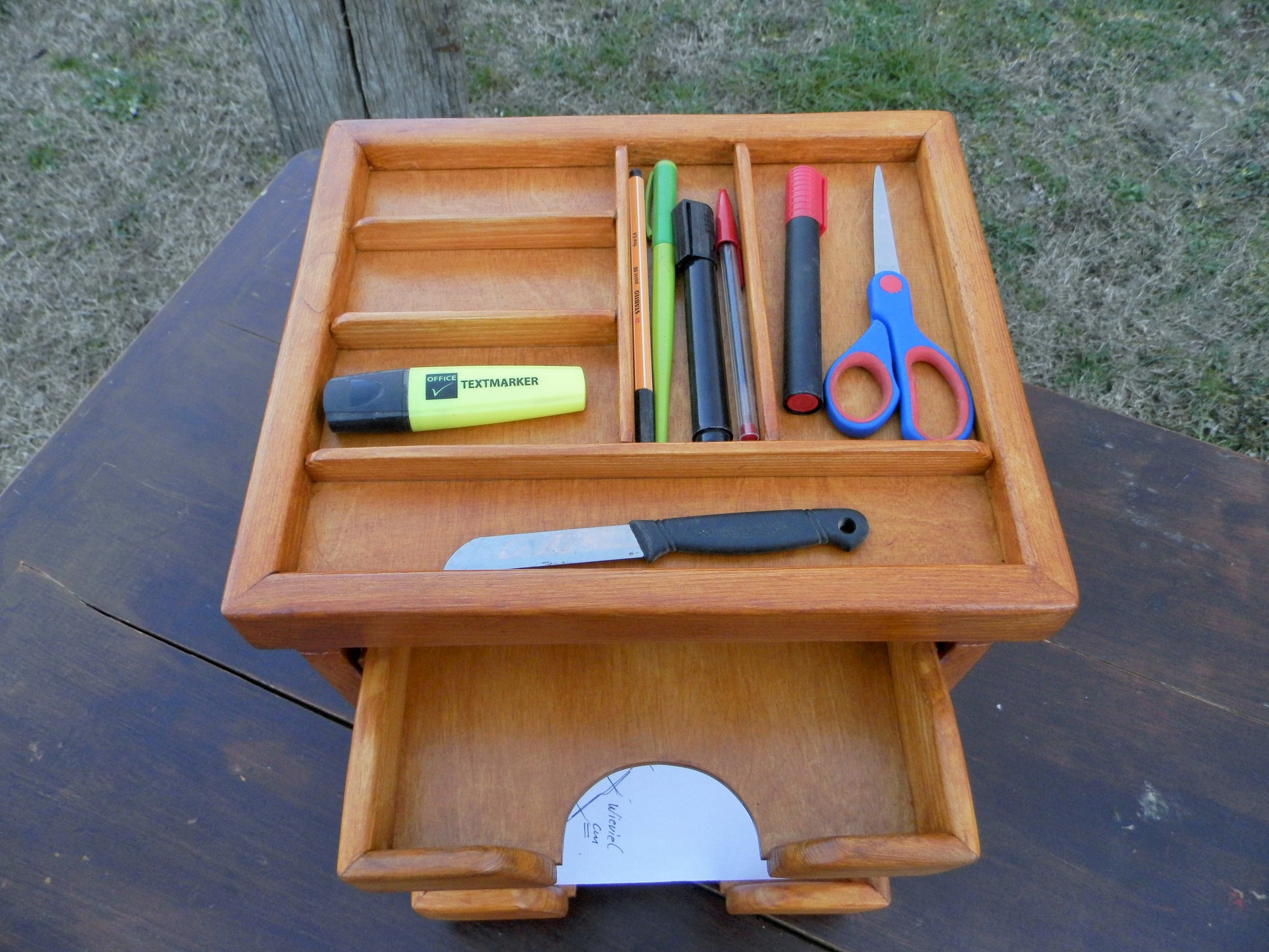 Schreibtisch-Organizer  Ihr Ordnungshelfer für Schreibtisch und Büro - BalkanwoodDesign Handmade