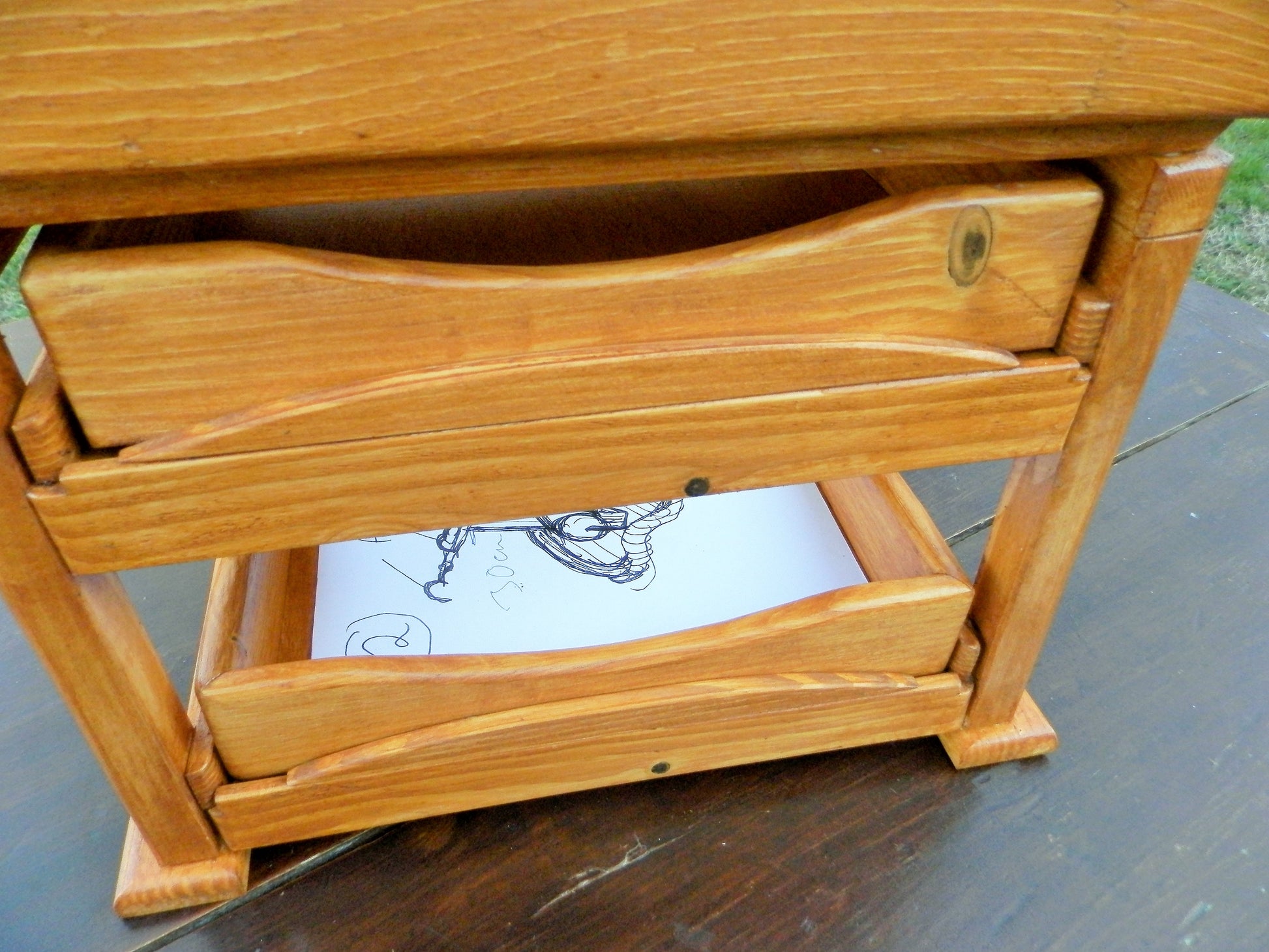 Schreibtisch-Organizer  Ihr Ordnungshelfer für Schreibtisch und Büro - BalkanwoodDesign Handmade