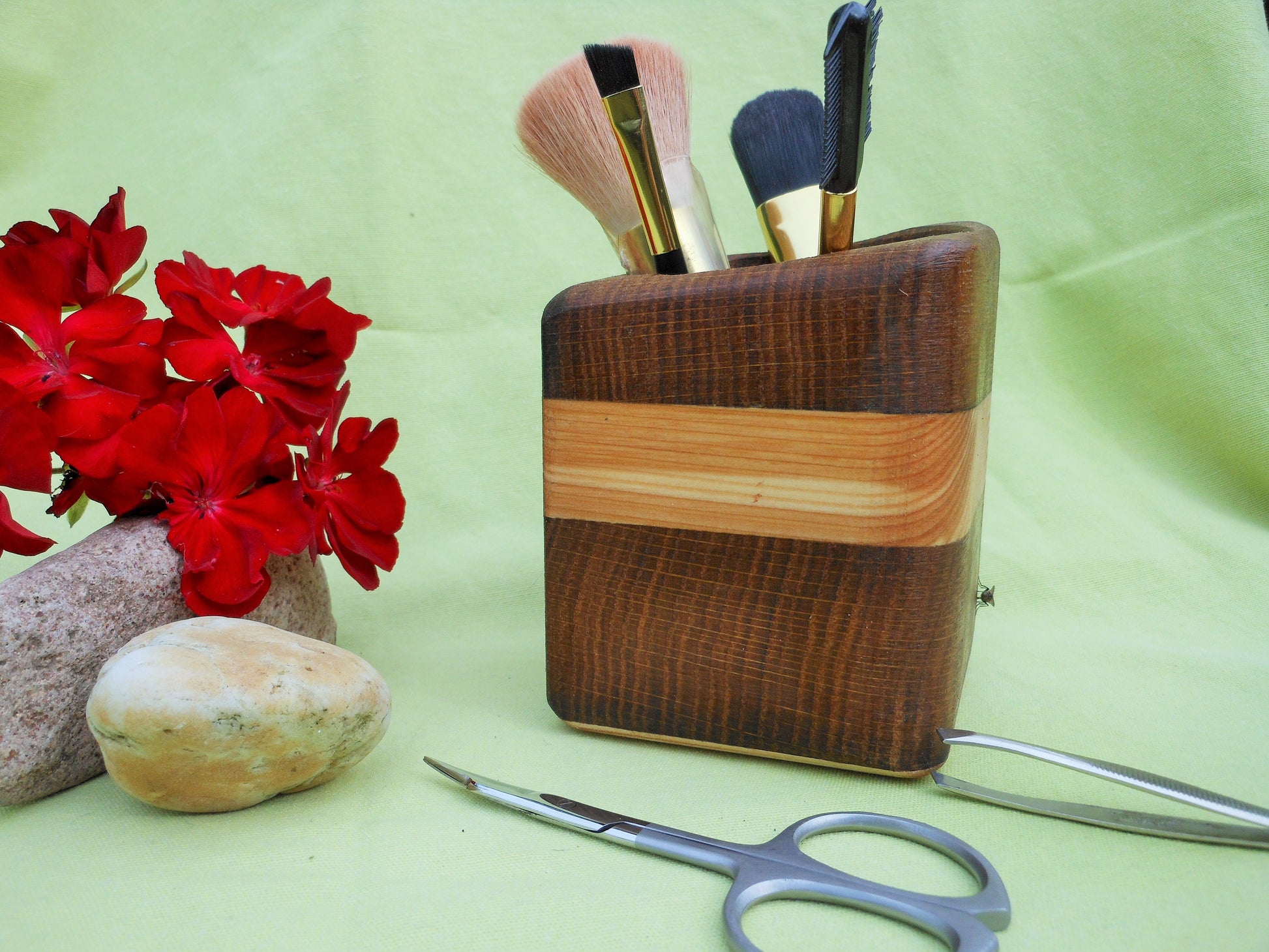 Stifthalter Penholder Holzbecher Eichenholz Handarbeit - BalkanwoodDesign Handmade