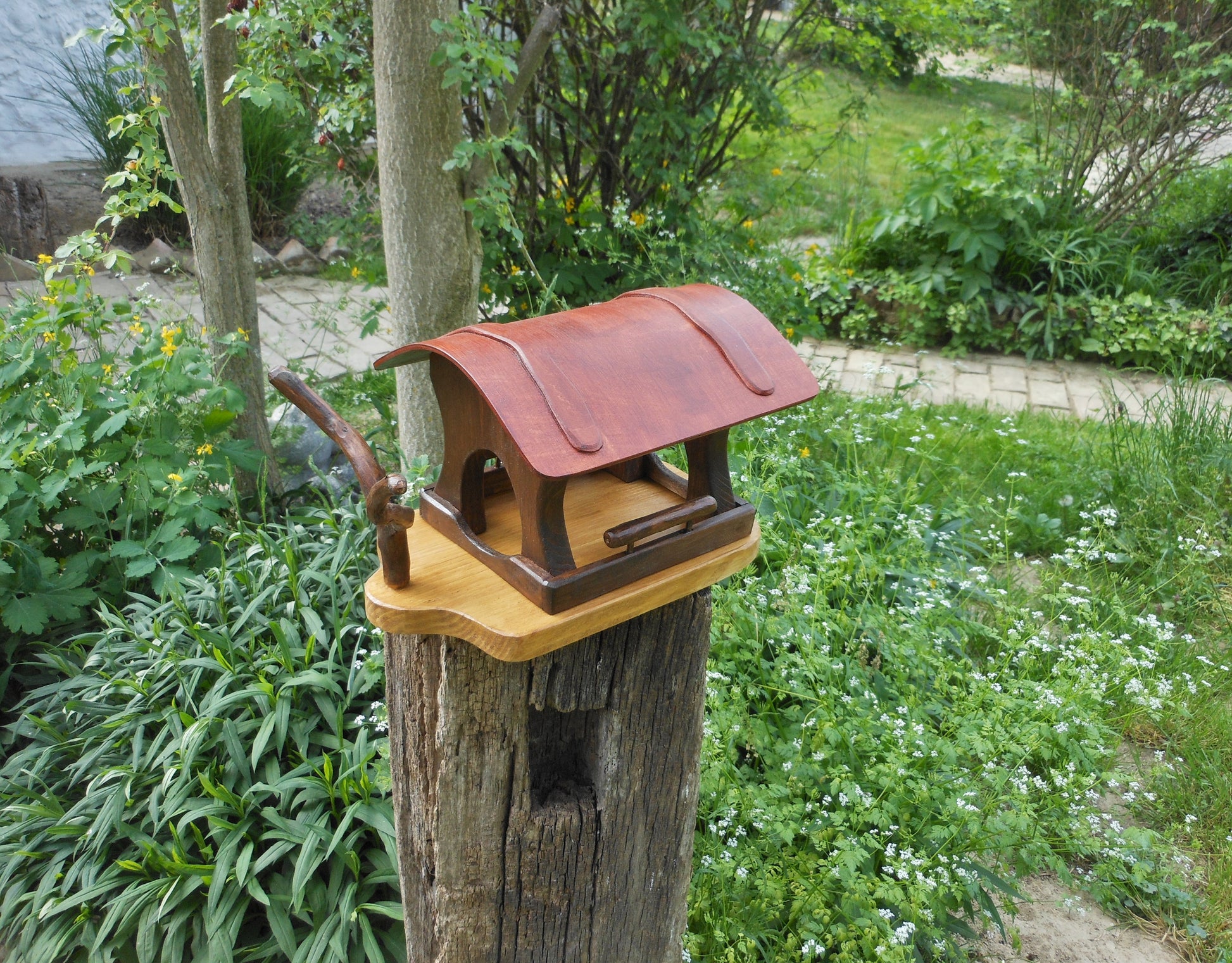 Vogelfutterhaus klein Handarbeit  Altes Nadelholz - BalkanwoodDesign Handmade