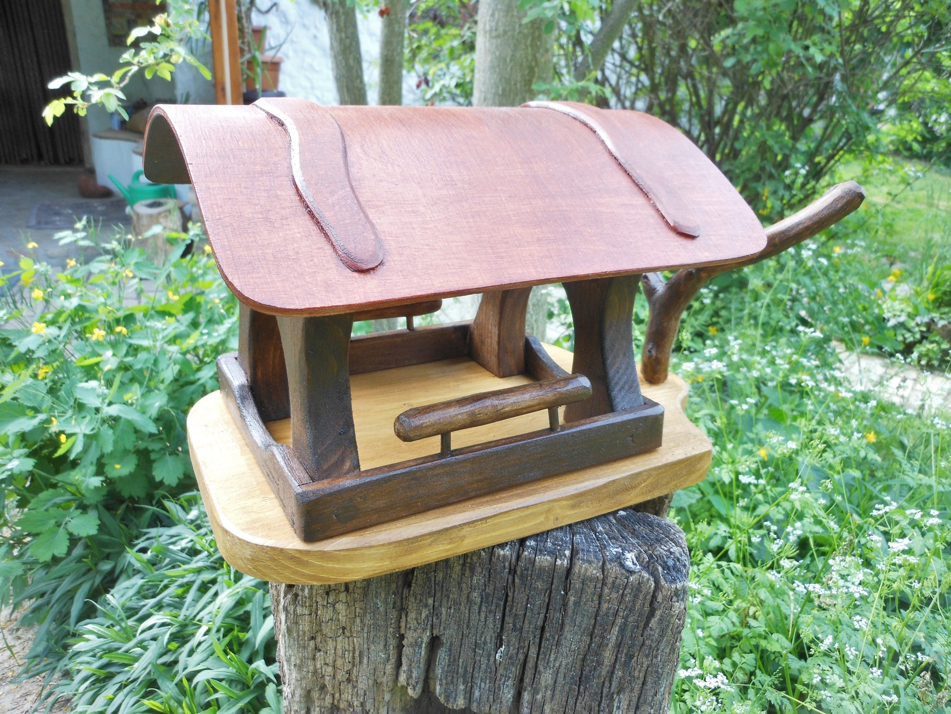 Vogelfutterhaus klein Handarbeit  Altes Nadelholz - BalkanwoodDesign Handmade